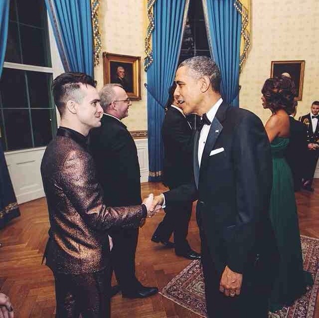 cleffairie:  hesitantchemicals:  pasta-at-the-disco:  Obama looks so confused  but