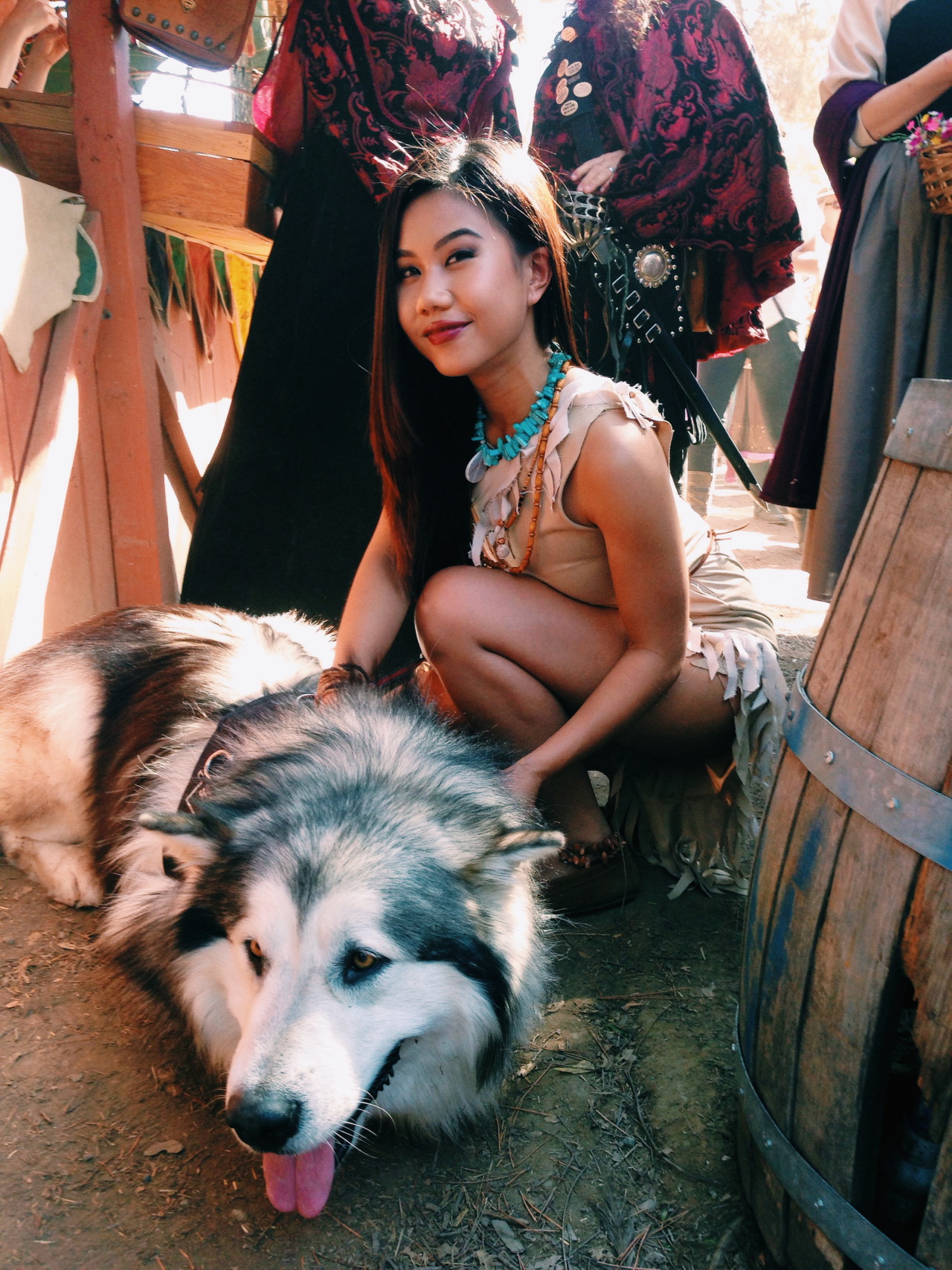 kittynmittens:  Disney Princesses at ye olde Renaissance Faire! Love my girls to