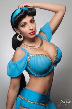 sofiasivancosplay:  Jasmine cosplay by tehmeena