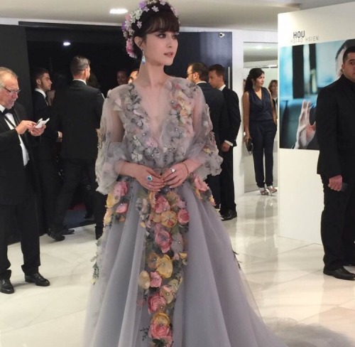 vincentvxngogh:Fan Bingbing at the 2015 Cannes Film Festival