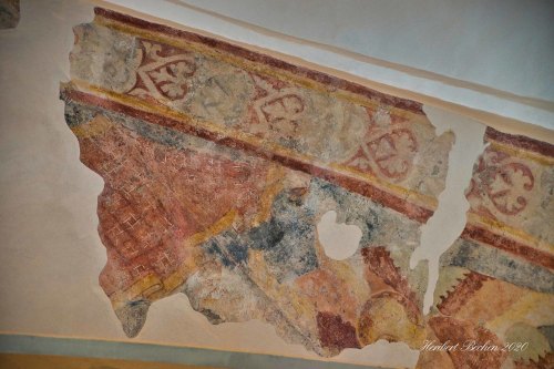 fuckyeahwallpaintings:Protestant Church at Marienhagen, Germany, about 1300uncovered and restored 19