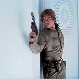marthajefferson:  In A New Hope, Luke’s all-white clothes make a stark contrast