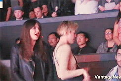 ballwrecking:  smileyisdead:  Dancing at Britney’s concert..   who is the irrelevant next to her