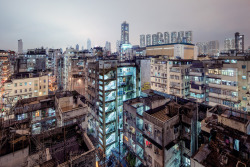 timbllr:  Sham Shui Po by Thomas Birke Via Flickr: Another shot taken close to midnight. So if it is very cloudy, the reflected light in a city like Hong Kong is so much that the sky actually has the right illumination, just as within blue hour…I want