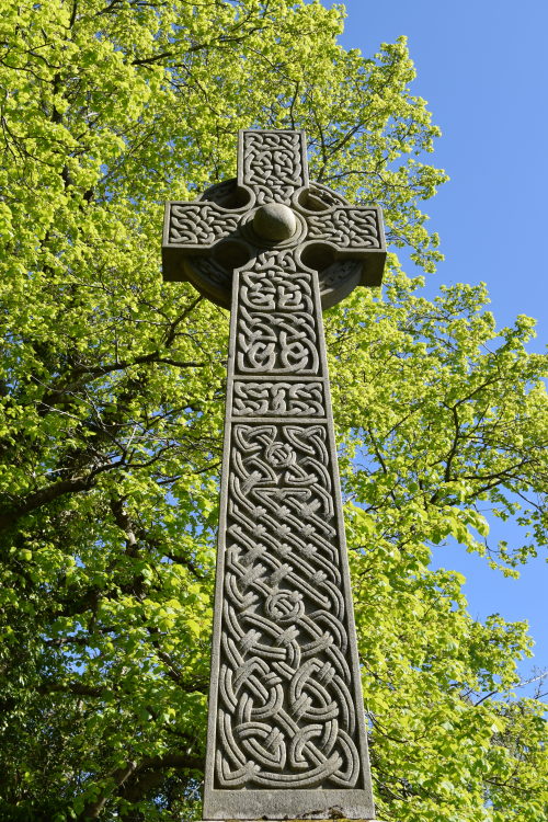 kiteknots: Celtic cross // Glasgow