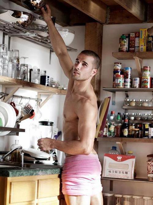 roamer22:SEXY KITCHEN….!!