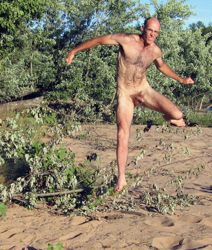 Nudist Guys Only