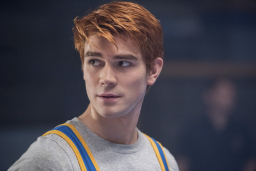 Sex amazingmalenudity:KJ Apa with/con Casey pictures