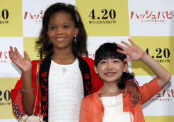 not-here-for-it:  greatrunner:  ce-este:   Quvenzhané Wallis and Mana Ashida  I can’t… omfg  O_O! Is this real life?   