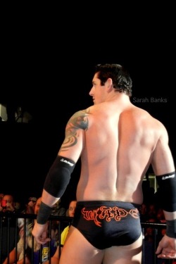 sscode09:  Don’t you want to pull down Wade Barrett’s trunks? Check out my other posts. 