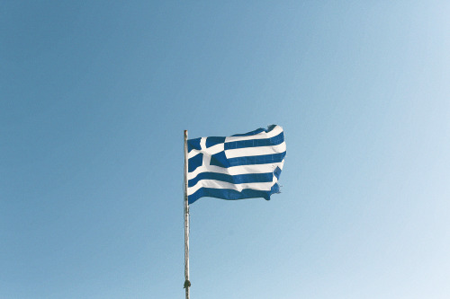 The Greek flag, so pretty. 