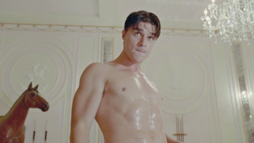 tgrade5:  Finn Wittrock. 