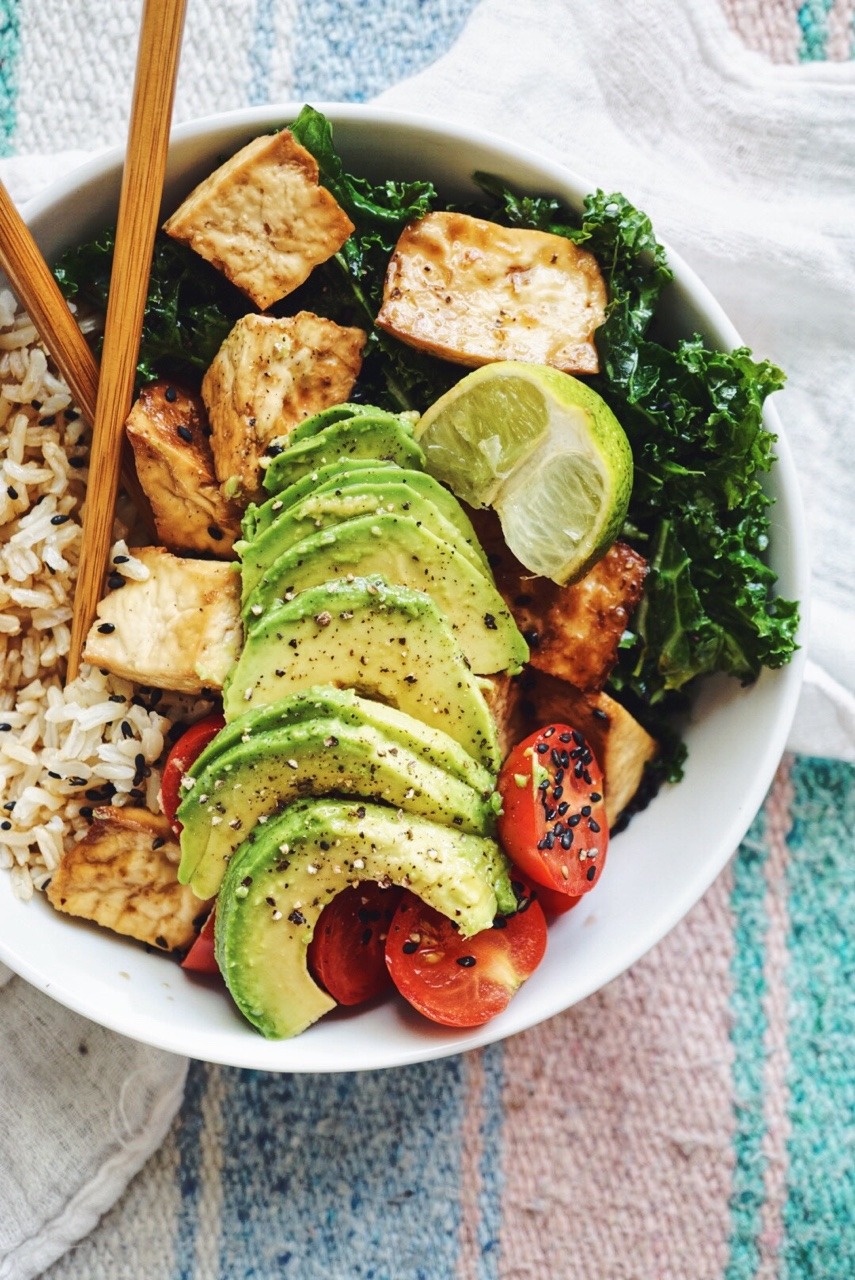 lherbemuse:  One of the simplest dishes and thus one of my fav go-to meals: kale