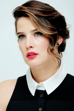 ridleydaisy: Cobie Smulders at the ‘Age