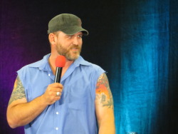 tyolssonunlimited:  Van Con 2013  Ty at his panel Credit: brozforlife from Tumblr *crystal* 