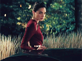 buckynatashas:  Amy Adams and Gal Gadot as Lois Lane and Diana Prince in the new Batman vs. Superman: Dawn of Justice trailer (2015)