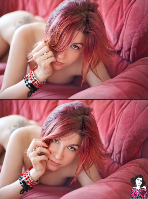idreamofsuicidegirls:  Huno idreamofsuicidegirls.tumblr.com