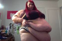 ssbbwlover77:  Lard piles 