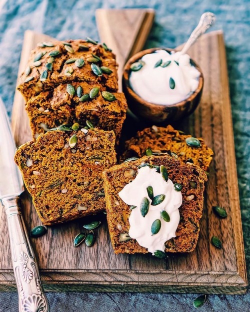 Pumpkin loaf by @365cleaneats ❤️ . Ingredients for 9x15cm loaf pan (Dry) 100g plain flour  2 Tbsp. t