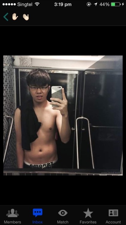 sgtemptation: 6sg: allaboutbois: fysgboy: Fan Submission: Horny SGBOY Euger Thum Nice, but better 