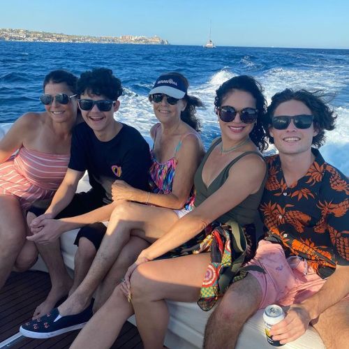 heddagab: lanaparrilla Family vacation ❤️ #loscabos #familia