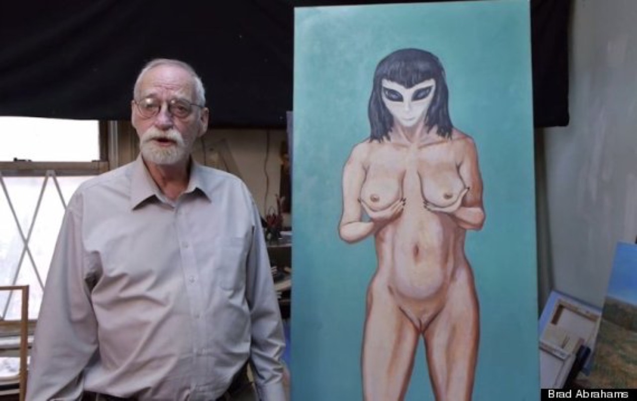 goddessoftheblackcoast:  David Huggins says he has been encountering extra terrestrials