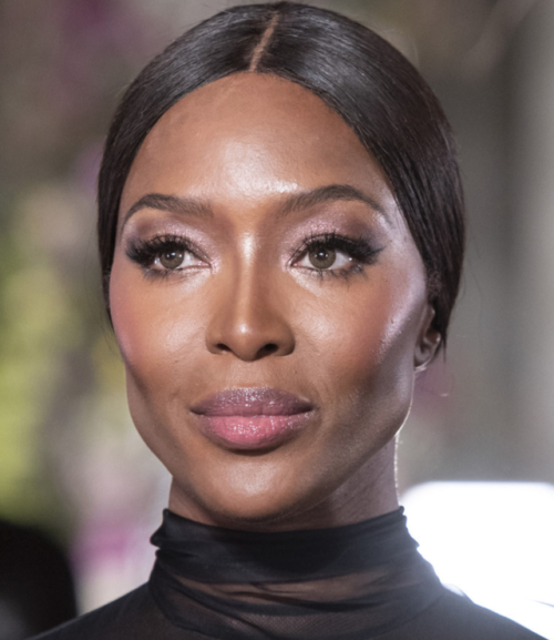 Naomi at Valentino Spring/Summer 2019 Haute Couture.