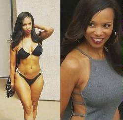 photosbyjaye:Elise Neal is 50