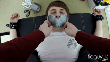 tieguyuk:I love tormenting Max :-)