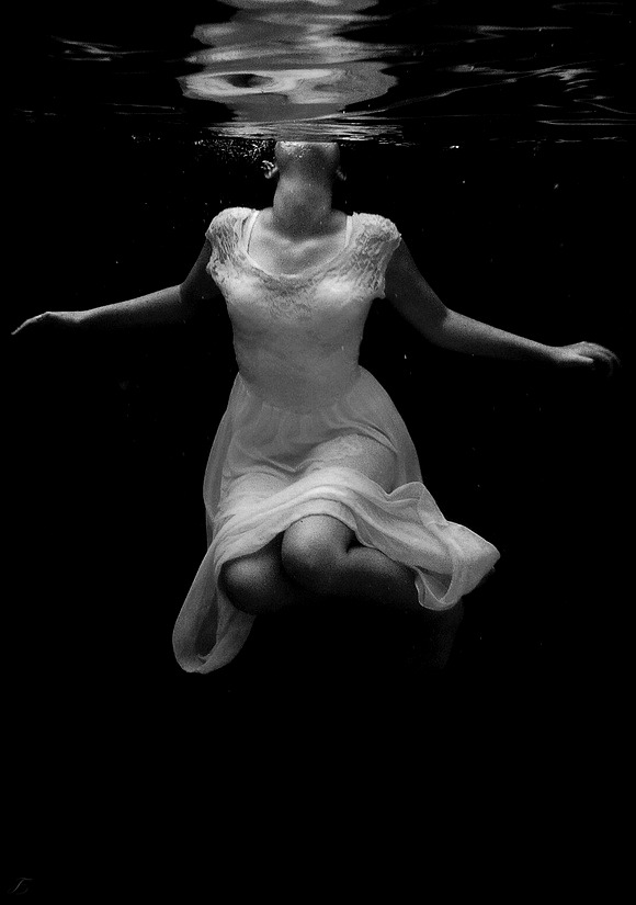 thenightwhisperer-deactivated20:  Suffering in the Labyrinth © Reese Herrington