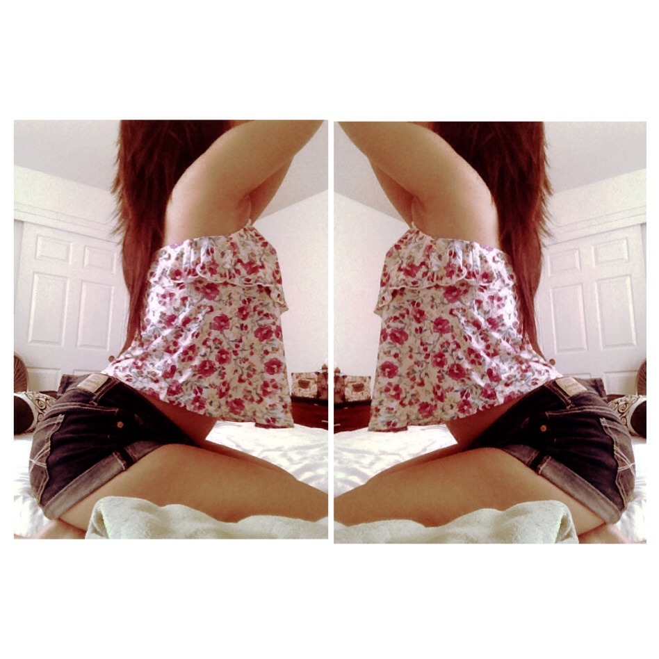 kittylyss-x33:  Too lazy to take selfies lol. 