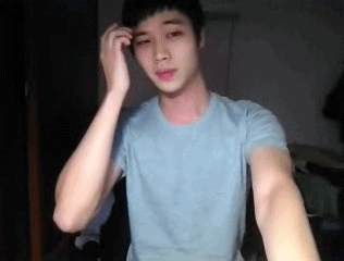 byrankhoo:  hotboyscumtoo:  asiboislove:  Beautiful Asian youth  Cute and manly guy cant take it any longer..   Excellent.. If can share the vid would be best :)
