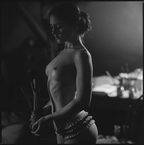 erotic - or art? or both?Katherine by @Radoslaw Pujan.best of erotic photography:www.radical-lingerie.com