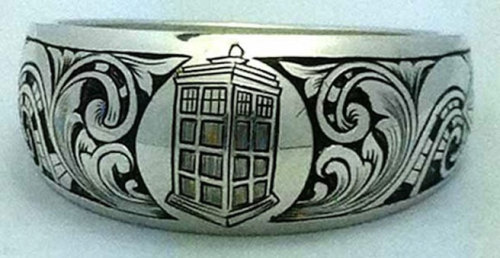 brispeak:Nerd wedding rings :D