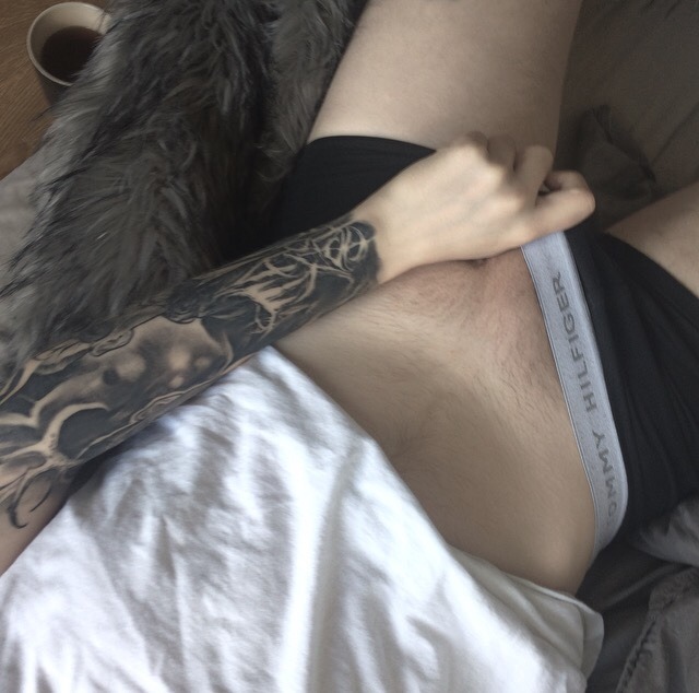 death-fvck: death-fvck:  Bed-bound boy. 🐺  Relevant right now. 