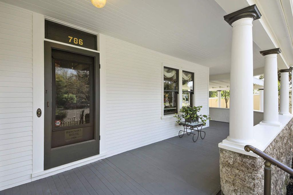 househunting:   $2,495,000/4 br   Sonoma, CA   built in 1889 