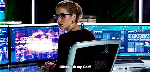 felicitys:#she keeps staring at his tattoo