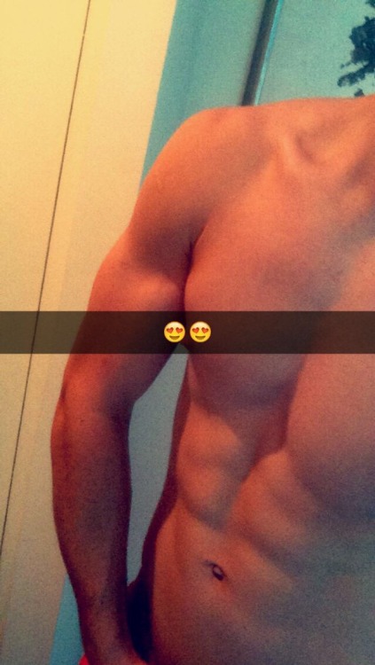 motdrobert2:  I love str8 boy snap chats!   Follow me for Hot Guys, Str8 Kiks, Str8 Guy Snaps… Check out my str8 Snapchats here Check out my str8 Kik guys here Send me selfies   here, 