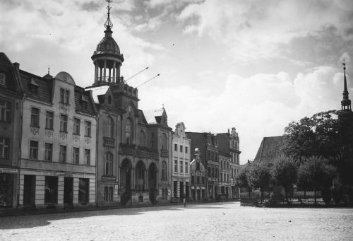 Rynek w Wejherowie (1925).