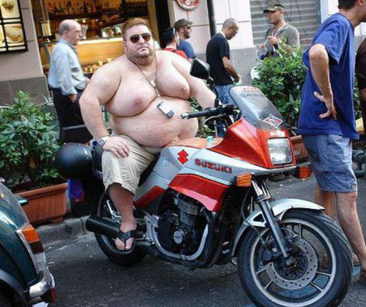 mikebigbear:  superchubly:  bigjohnmi:  Wholey crap!!!!!  Moobs for weeks  My mouth