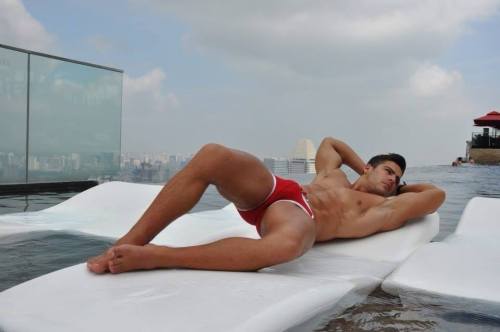 Porn photo busankim:  Roman Dawidoff : Singapore Adonis