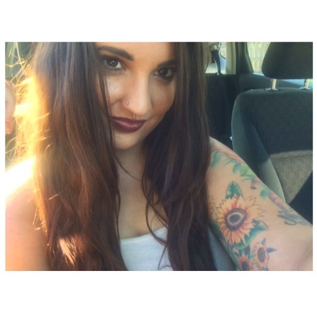 was trying to channel old Britney w/ this hair color but I&rsquo;m too dark 😪