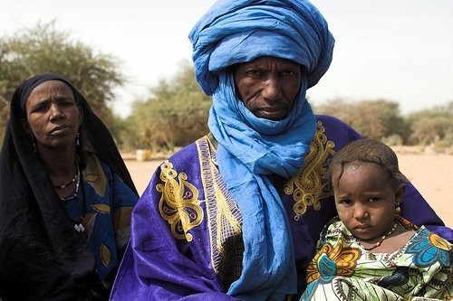 beidak - Tuareg people again, bc they’re my baes, I love them all.