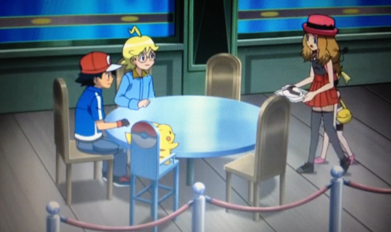 pokemon-pals:  SO THEY HAVE HIGHCHAIRS FOR POKEMON THIS IS VERY IMPORTANT