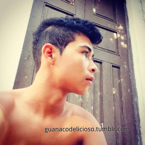 guanacodelicioso:  Gerardo Durán un bicho calienton de El Amatillo departamento de Ahuachapán 👅😻👅➲REBLOGUEA 👈