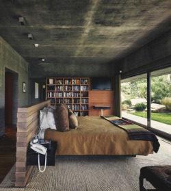 alltheextrastuff:  urbnindustrial:  Casa Kalif by Alberto Kalach  The materials are luscious