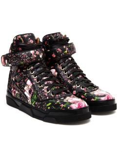 strangeasanjles:  fancybidet:  billidollarbaby:  Givenchy Floral Leather Hi-top Trainer  I have been tempted to switch to sneakers nearly full time but they’re all so gross. I could wear these 100% of the time. (They probably cost a bomb though.)  I