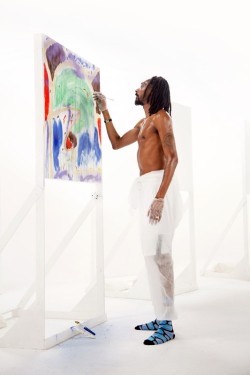 nyctaeus:  Snoop Dogg paints