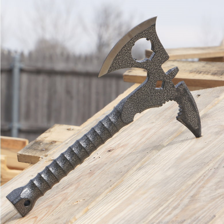 gunrunnerhell:  DS Arms - Z Hawk Touted as a multi-tool / weapon, the Z Hawk has