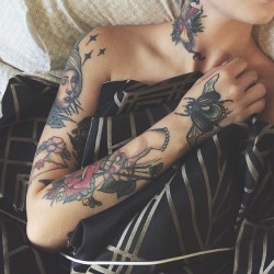 fallxasleep:  band/tattoo blog †